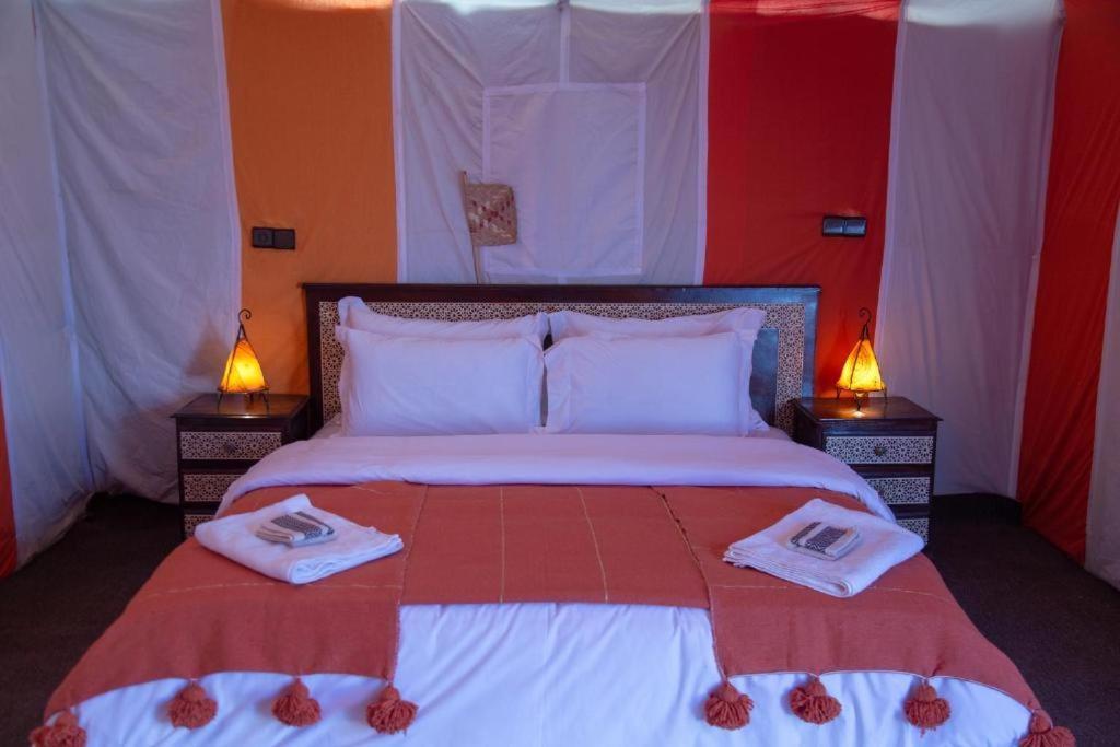 Luxury Desert Camp Мерзуга Экстерьер фото