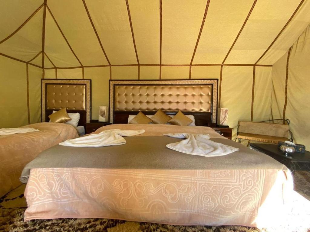 Luxury Desert Camp Мерзуга Экстерьер фото