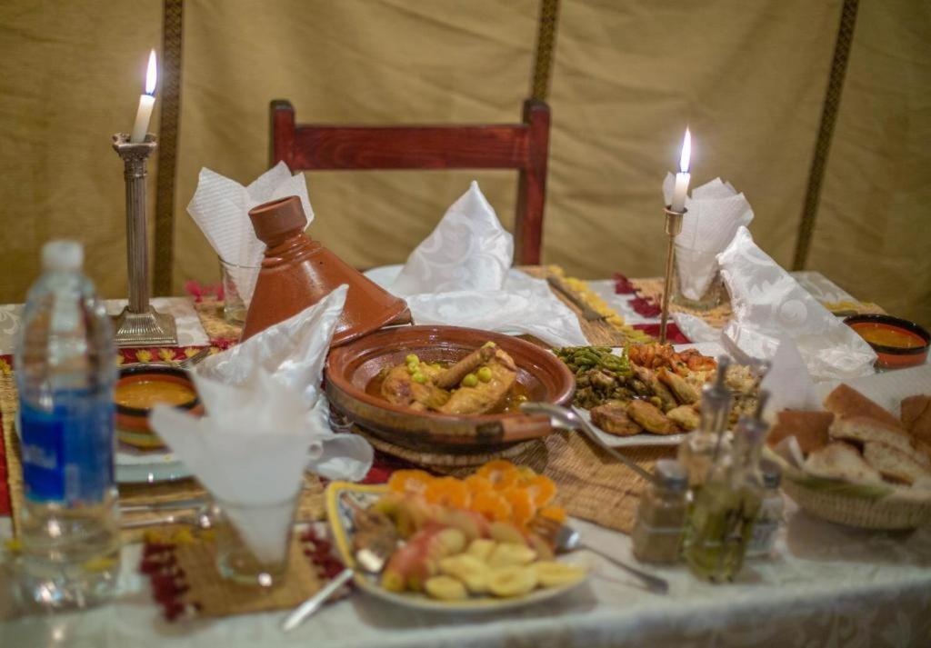 Luxury Desert Camp Мерзуга Экстерьер фото
